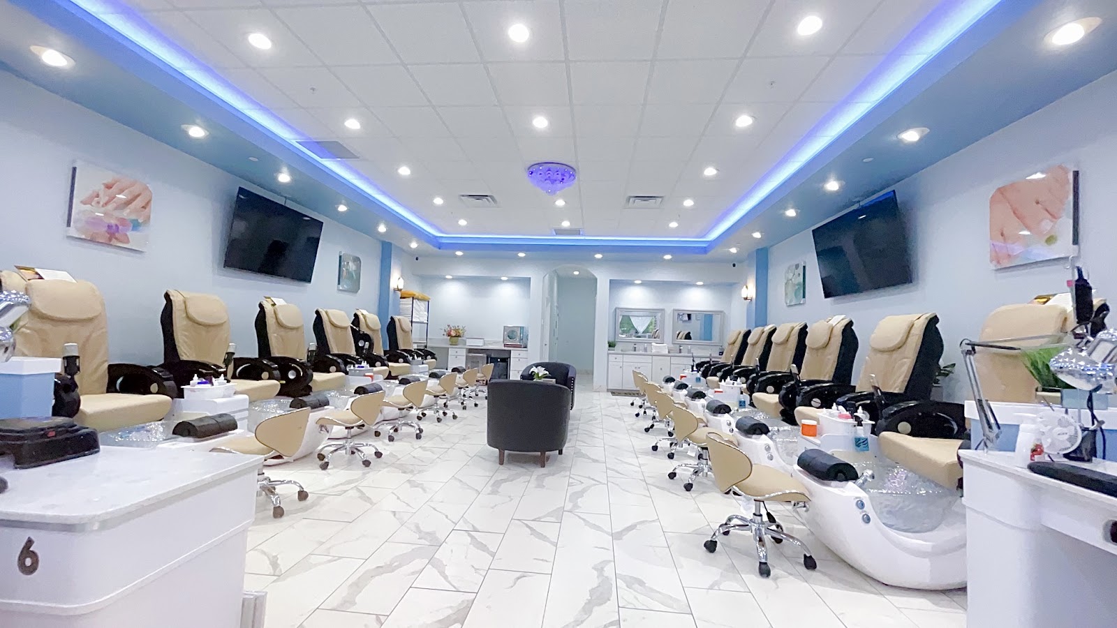 SKY NAILS & SPA nail photo 8